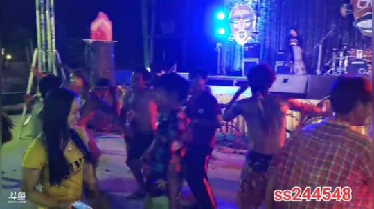 睿智兄弟闯泰国，芭提雅 2019-12-27 00点场