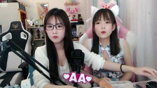 圆园团团发布了一个斗鱼视频2019-12-28