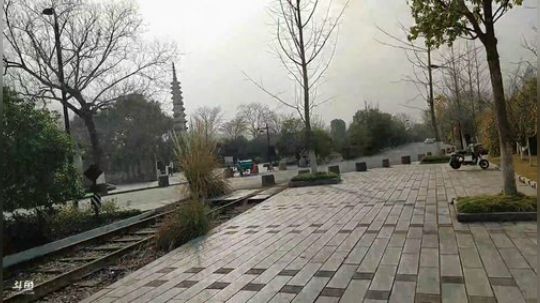 今天带你们去白塔公园 2019-12-28 13点场