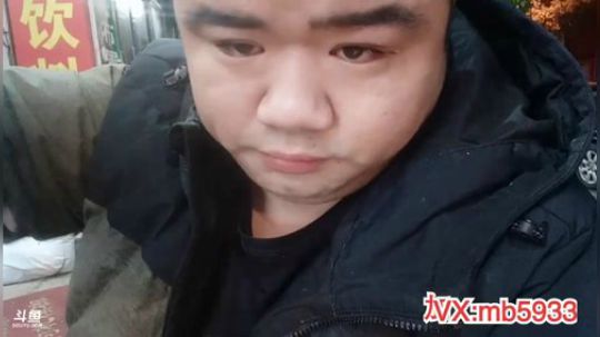 我在斗鱼看做个疯子直播户外