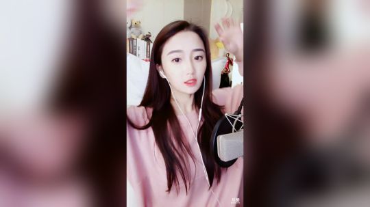 阿华丨Awa丶发布了一个斗鱼视频2019-12-29