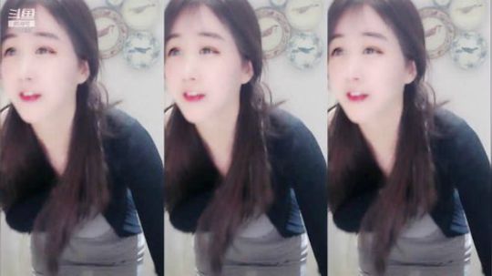 天暗TAN发布了一个斗鱼视频2019-12-29