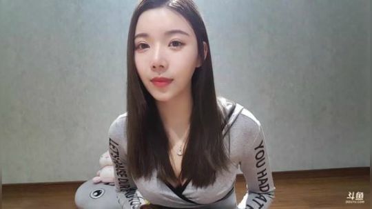 小姨子：直播间这几天搬家只能这样了 2019-12-29 19点场
