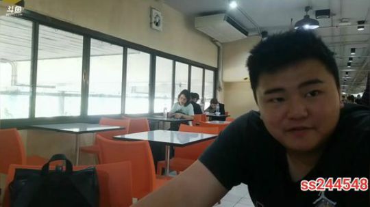 睿智兄弟闯泰国，今天回国 2019-12-30 14点场