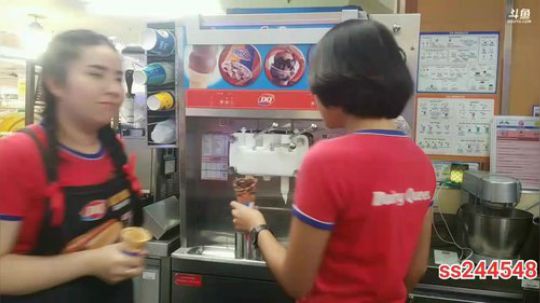 睿智兄弟闯泰国，国内10点开播。 2019-12-29 21点场