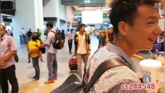 睿智兄弟闯泰国，今天回国 2019-12-30 19点场