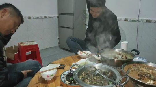 大家元旦快乐 468241 2020-01-01 21点场