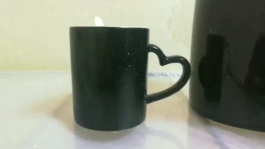 第一次粉丝回馈实物礼物
希望你喜欢
希望我们的友谊一辈子[鲨