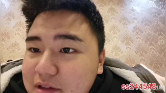 August丶21th发布了一个斗鱼视频2020-01-02