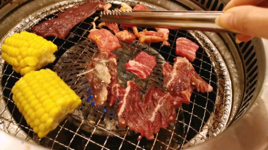 【16】妖鹿探店，太郎自助餐厅，烤肉点心主食自己动手撑到爆