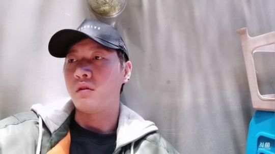 我在斗鱼看赛文柒Seven直播户外