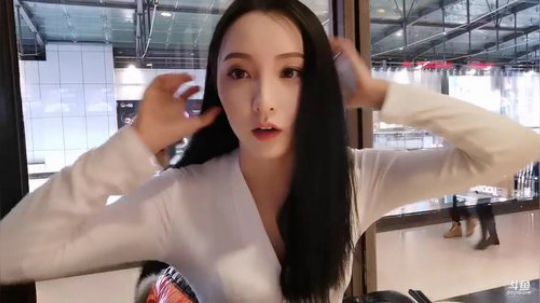 悉悉好美我爱了发布了一个斗鱼视频2020-01-06