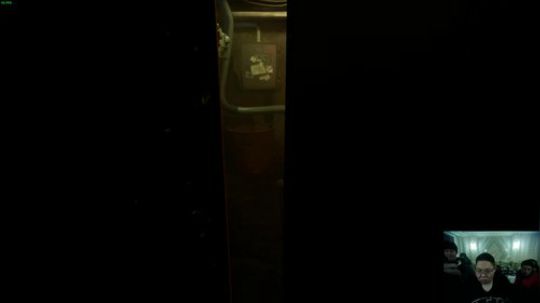 我在斗鱼看即将拥有人鱼线的PDD直播英雄联盟