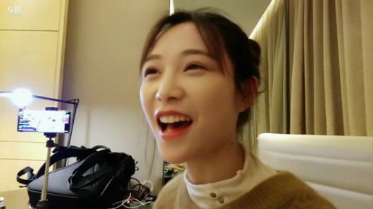 烙铁扎心了发布了一个斗鱼视频2020-01-10