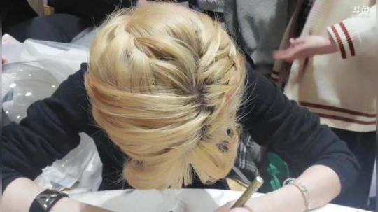 藤一的小幸运发布了一个斗鱼视频2020-01-11