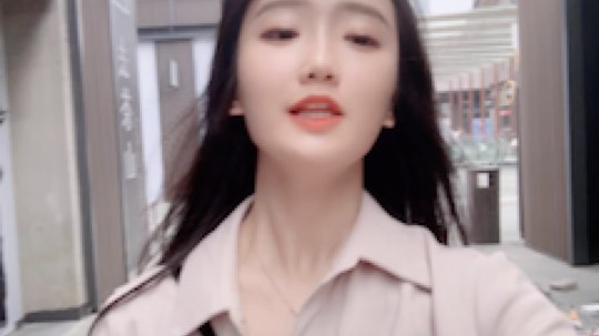 今天我给大家模仿一下渣女