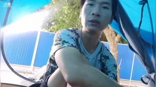 我在斗鱼看许文强户外直播户外