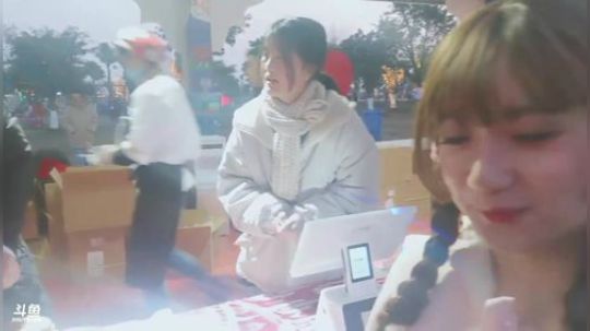 古装逛灯会 2020-01-11 17点场