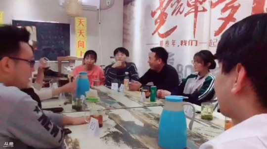 狼人杀面杀-这是神仙操作的一晚上哈哈哈哈哈 我太菜了…