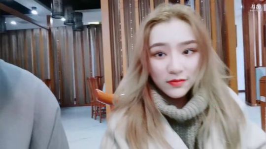 一生守护铁公鸡发布了一个斗鱼视频2020-01-12