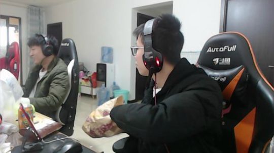 余小C：思路清晰，我是钻1 2020-01-12 15点场