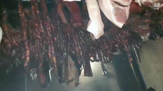 继续抽干水库。 2020-01-13 08点场