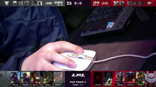 911任性发布了一个斗鱼视频2020-01-14