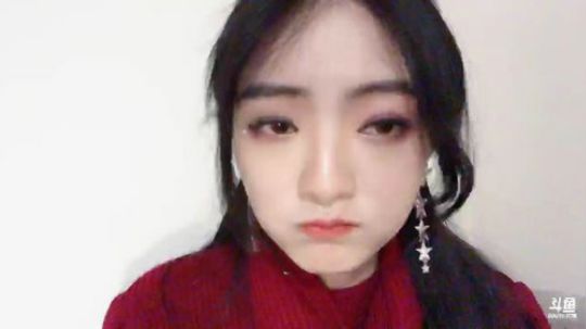 雨薇：女神累了，手机播会 2020-01-15 00点场