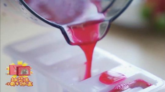 我在斗鱼看野食小哥直播美食