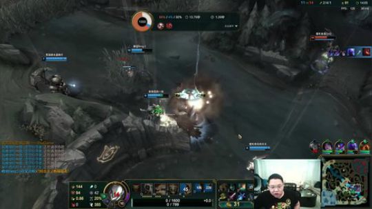 旧欢若梦灬发布了一个斗鱼视频2020-01-20