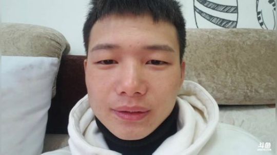 大家新年快乐。 244548 2020-01-23 17点场