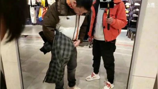 大家新年快乐。 244548 2020-01-23 20点场