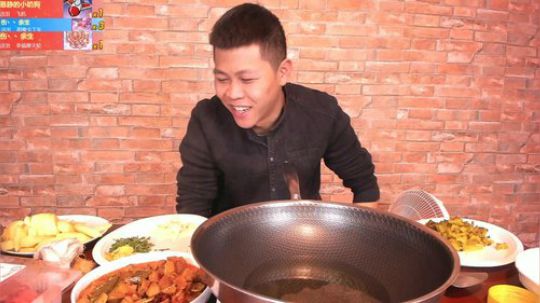新年快乐，酸菜肥牛，红烧肉，干锅土豆 2020-01-23 21点场