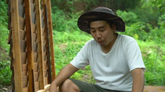 我在斗鱼看野食小哥直播美食