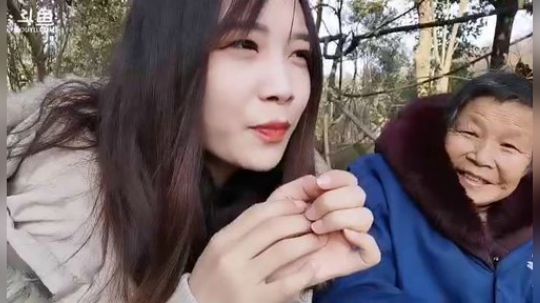 肖淑洁生命中的光和盐发布了一个斗鱼视频2020-01-30