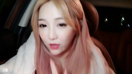 HHHISHHH发布了一个斗鱼视频2020-01-31