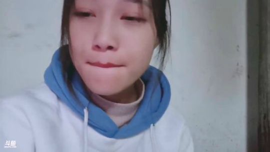 我在斗鱼看百变姑姑肖淑洁直播户外
