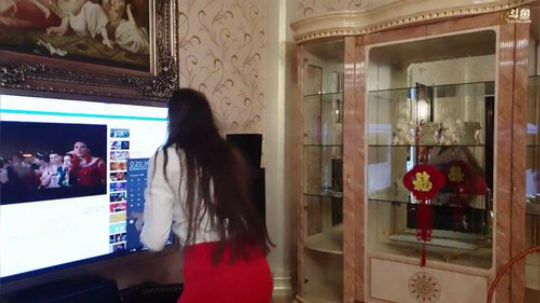美女如云，眼花缭乱。 2020-02-01 23点场
