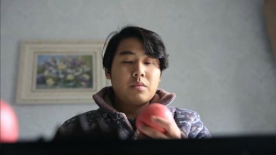 我在斗鱼看野食小哥直播美食