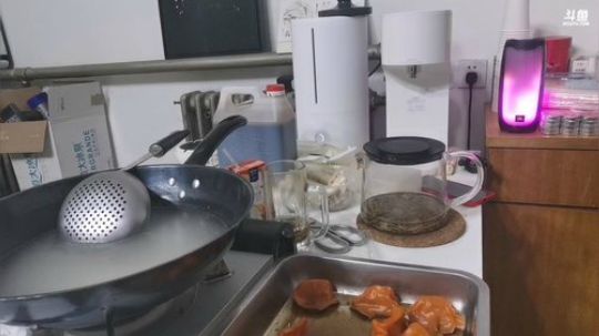 我本善良72发布了一个斗鱼视频2020-02-05