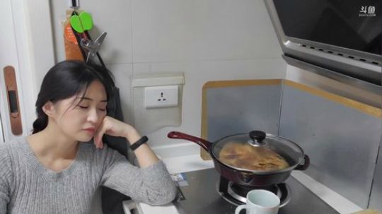 HHHISHHH发布了一个斗鱼视频2020-02-06