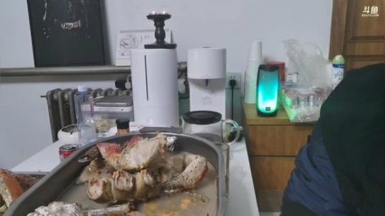 我在斗鱼看无尽无尽的无尽直播美食