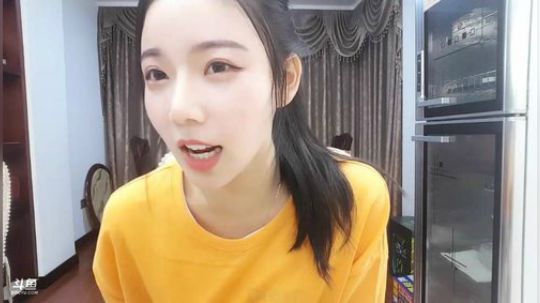 小姨子:新年快乐加油过五星 2020-02-07 19点场
