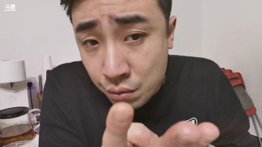 我在斗鱼看无尽无尽的无尽直播美食