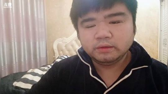 我在斗鱼看做个疯子直播户外