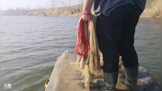 科头溜子发布了一个斗鱼视频2020-02-13