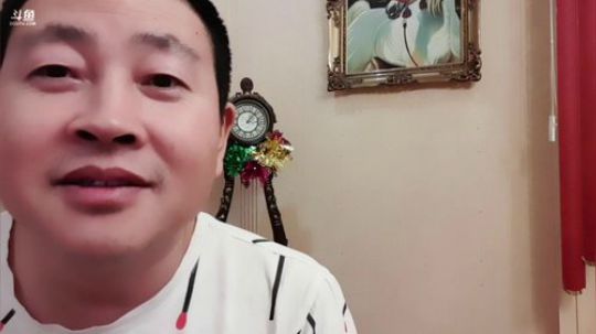 情人节快乐，祝有情人终成眷属。 2020-02-14 01点场