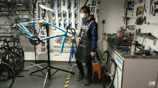 彩虹衫 Trek emonda装车 2020-02-13 11点场