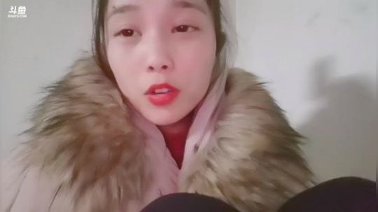 少女:你有多久没出门了？ 2020-02-16 20点场
