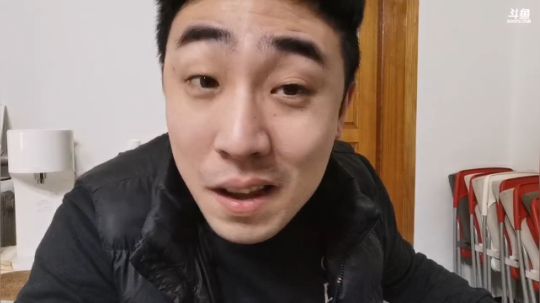 我在斗鱼看无尽无尽的无尽直播美食